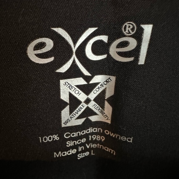 Excel 4 Way Stretch Scrub Top - Picture 4 of 7